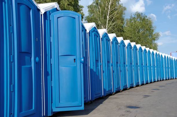 Best Portable bathroom rental  in Sharonville, OH